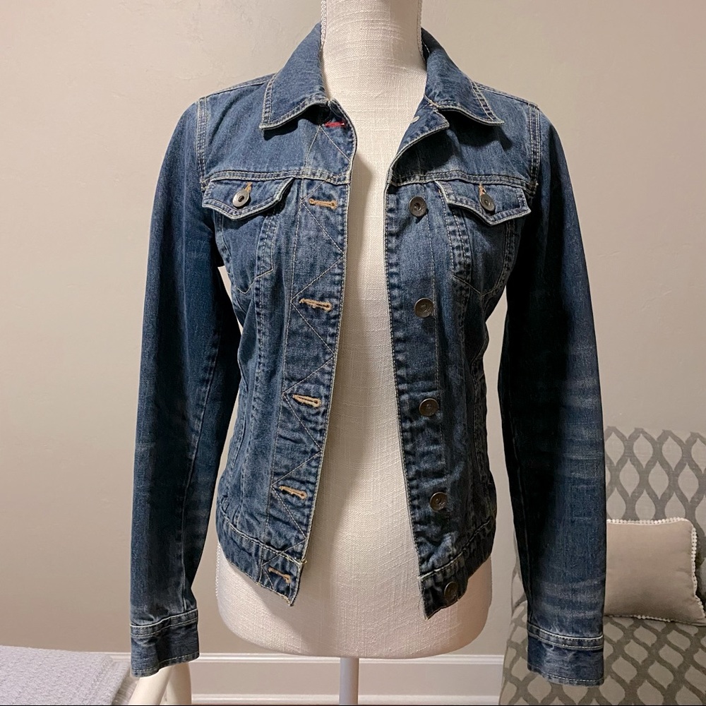 Blue Denim Tommy Hilfiger Jeans Jacket Size Small *Gorgeous*